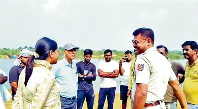 पांडवेश्वर थाना प्रभारी और बीडीओ ने किया छठ घाटों का निरीक्षण