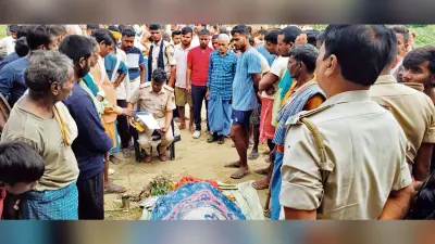 Buxar News : ब्रह्मपुर में परवल के खेत में बिछाये गये करेंट प्रवाहित बिजली तार की चपेट में आने से किसान की मौत