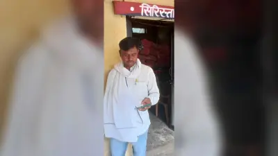 dhanbad news : धोखरा में पिस्टल सटा कर पू्र्व सैनिक की बाइक व रुपये लूटे
