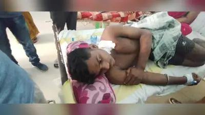 छठ घाट की सफाई के दौरान युवक को घोंपा चाकू, घायल