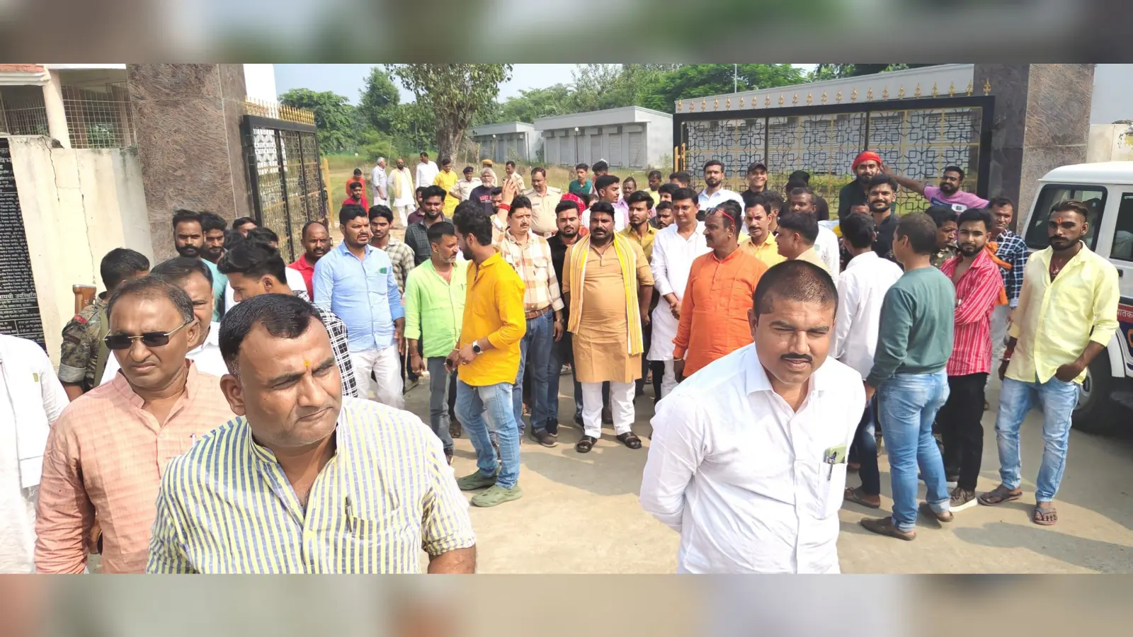 Aurangabad News : प्रतिमा को लेकर गहराया विवाद