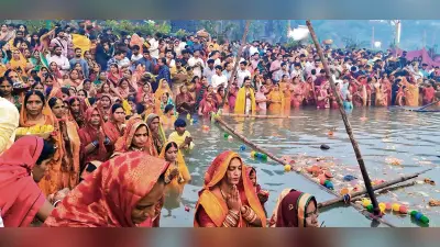 saran news. पश्चिमी छठ घाट पर कुव्यवस्था को लेकर काफी नाराज दिखे व्रती