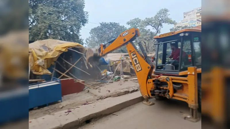पीएम के आगमन को लेकर हटाया गया अतिक्रमण