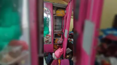 Patna News : मोबाइल दुकानदार के घर का ताला काट 40 लाख के गहने व कैश चोरी