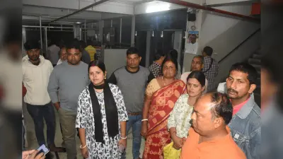 Dhanbad News : मरीज की मौत के बाद जिम्स अस्पताल में परिजनों ने किया हंगामा