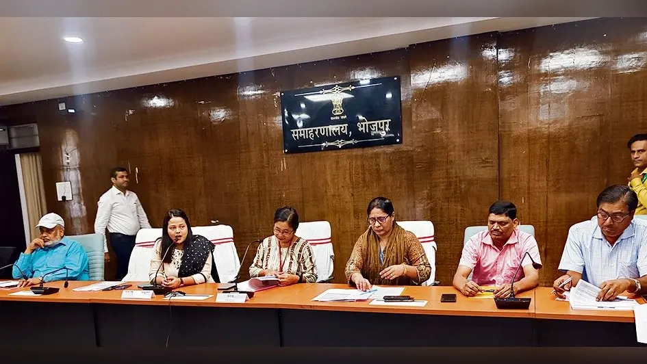समय पर स्ट्रीट लाइट का कार्य पूरा नहीं करने वाली एजेंसी पर होगी कड़ी कार्रवाई