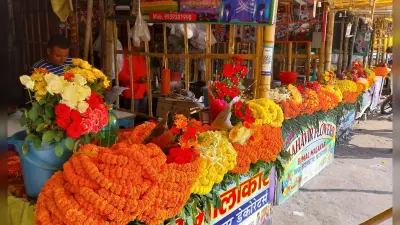 Bokaro News: चुनावी मौसम में फूल बाजार गुलजार, गेंदा व गुलाब की बिक्री बढ़ी