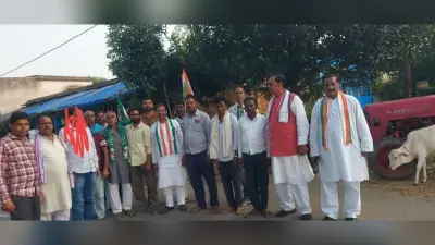 झामुमो प्रत्याशी को जिताये, झूठ व फरेब का साम्राज्य को हटाये : प्रो उदय प्रकाश