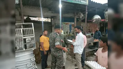 Giridih News :ज्वेलरी दुकान का शटर तोड़ तीस हजार के जेवरात की लूट