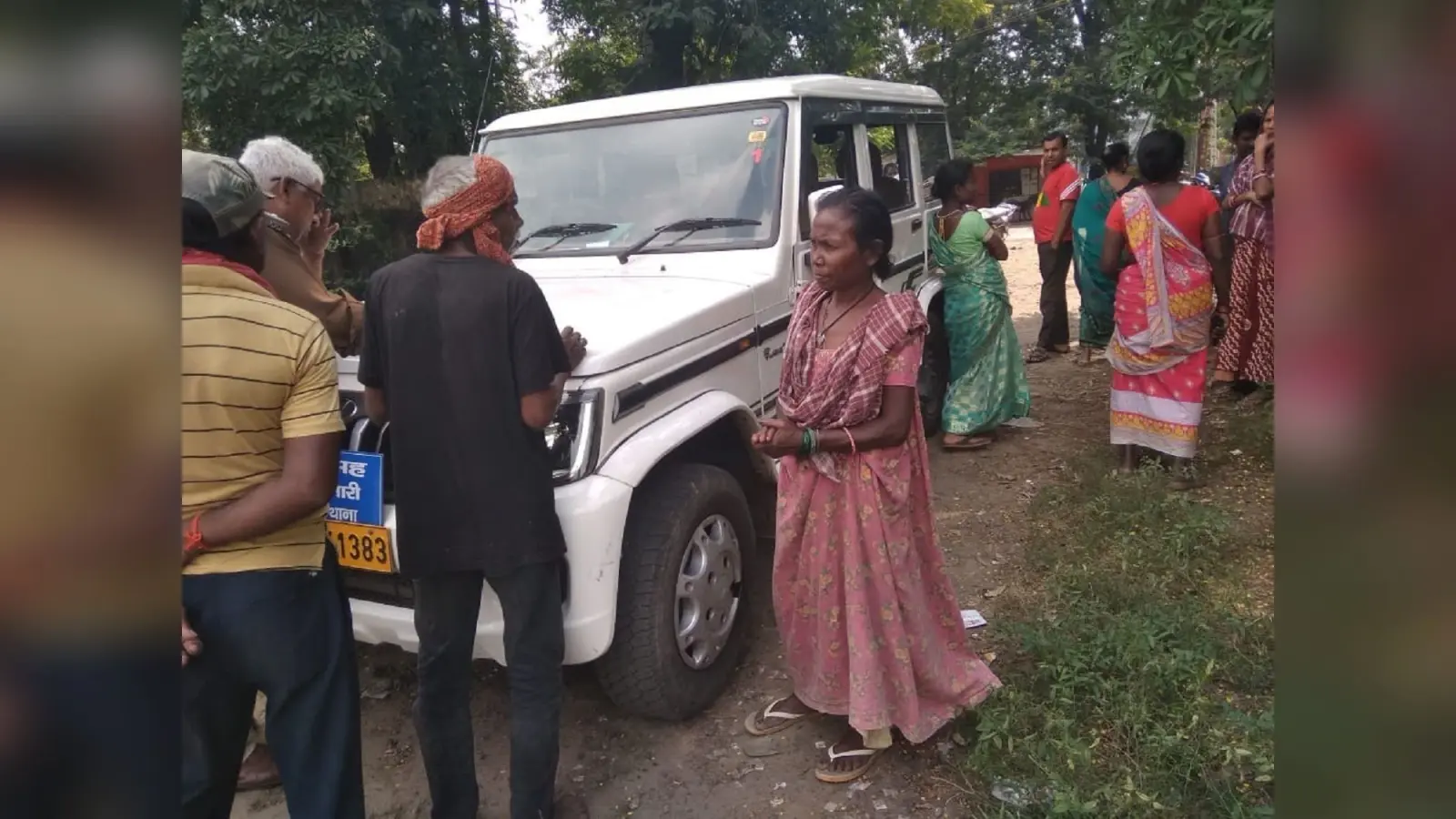 BOKARO NEWS : स्कूल परिसर में मिला महिला का शव