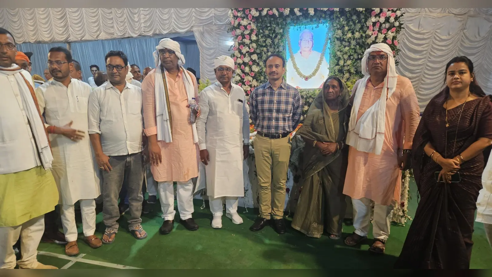 डिप्टी मेयर ने ब्रज किशोर यादव को दी श्रद्धांजलि