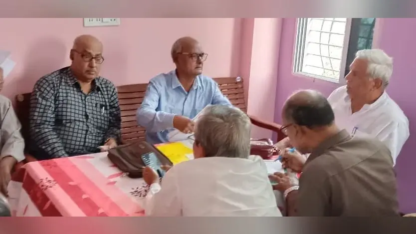 पूर्णिया विश्वविद्यालय सेवानिवृत्त शिक्षक संघ ने बैठक में लिए कई प्रस्ताव