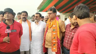 प्रधानमंत्री आज दुनिया के ऐसे नेता हैं जो करा सकते हैं वोट ट्रांसफर : डॉ निशिकांत दुबे