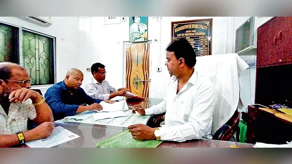 प्रधानमंत्री आवास योजना में रघुनाथपुर नगरपालिका पर लगा घोटाले का आरोप