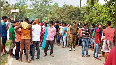Hajipur News: जंदाहा में सड़क हादसे में बाइक सवार मां-बेटी की मौत, दामाद जख्मी