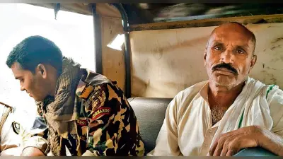Gaya News : वोट के लिए नोट बांटने के आरोप में राजद का पंचायत अध्यक्ष गिरफ्तार