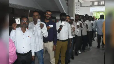 dhanbadnews: मास्टर ट्रेनर समेत कई ने पोस्टल बैलेट से मतदान किया