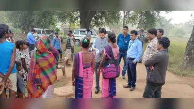 दिव्यांग व 80 प्लस के मतदाताओं ने पोस्टल बैलेट से मतदान