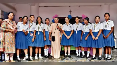dhanbadnews: नेहरू जी के योगदान को देश भुला नहीं सकता
