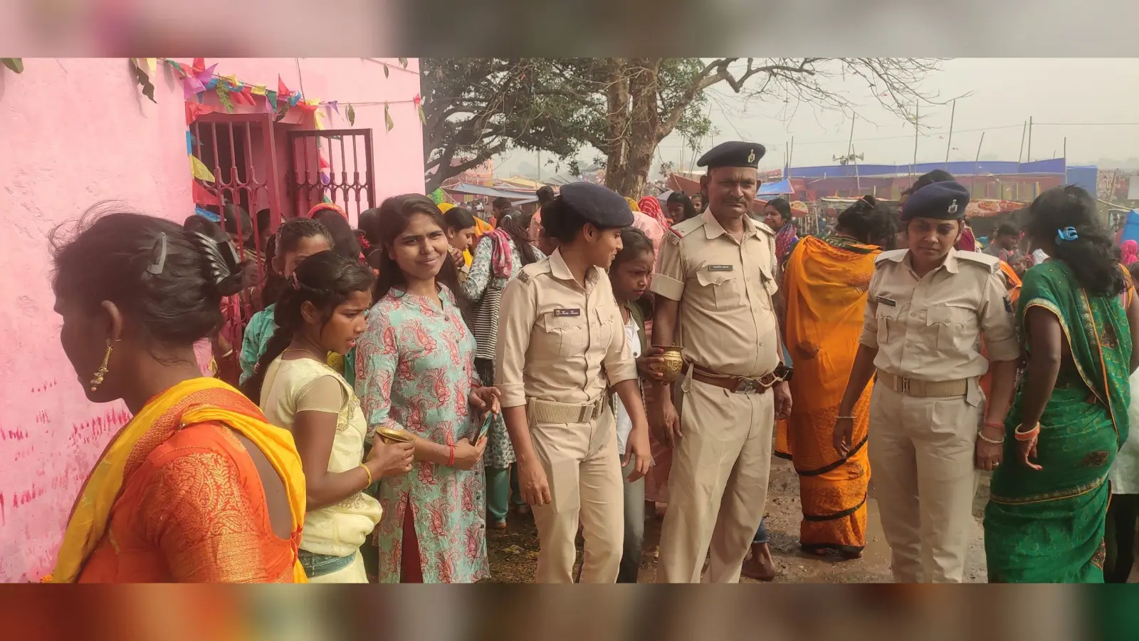 वराह बाबा मेला में जलाभिषेक के लिए उमड़ा श्रद्धालुओं का सैलाब