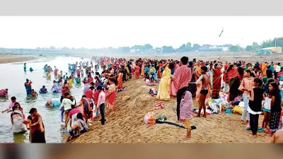 Gaya News : कार्तिक पूर्णिमा के अवसर पर शेरघाटी के मोरहर नदी में लगायी आस्था की डुबकी