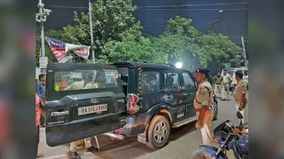 Patna News : चेकिंग के दौरान स्कूटी की डिक्की से 18 लाख बरामद