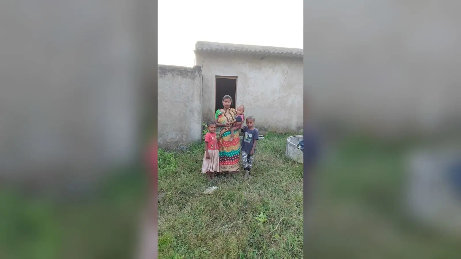 Ghatshila News : एजेंट ने आठ साल मजदूरी करा नहीं दिये रुपये, आधार व प्रमाण पत्र रख लिया, सबर की दुर्घटना में मौत, पत्नी व तीन बच्चे भीख मांगने को विवश