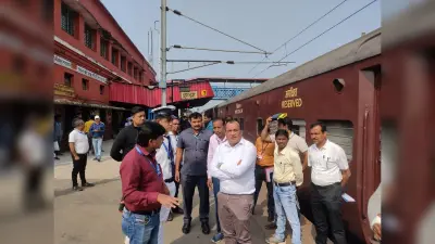 आसनसोल डीआरएम पहुंचे झाझा, रेलवे परिचालन का लिया जाएजा