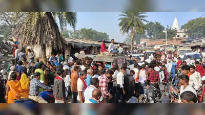 बाबा झुमराज मंदिर में उमड़ा श्रद्धालुओं का सैलाब