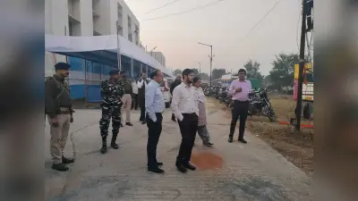 डीसी व सामान्य प्रेक्षक ने बज्र गृह का किया निरीक्षण