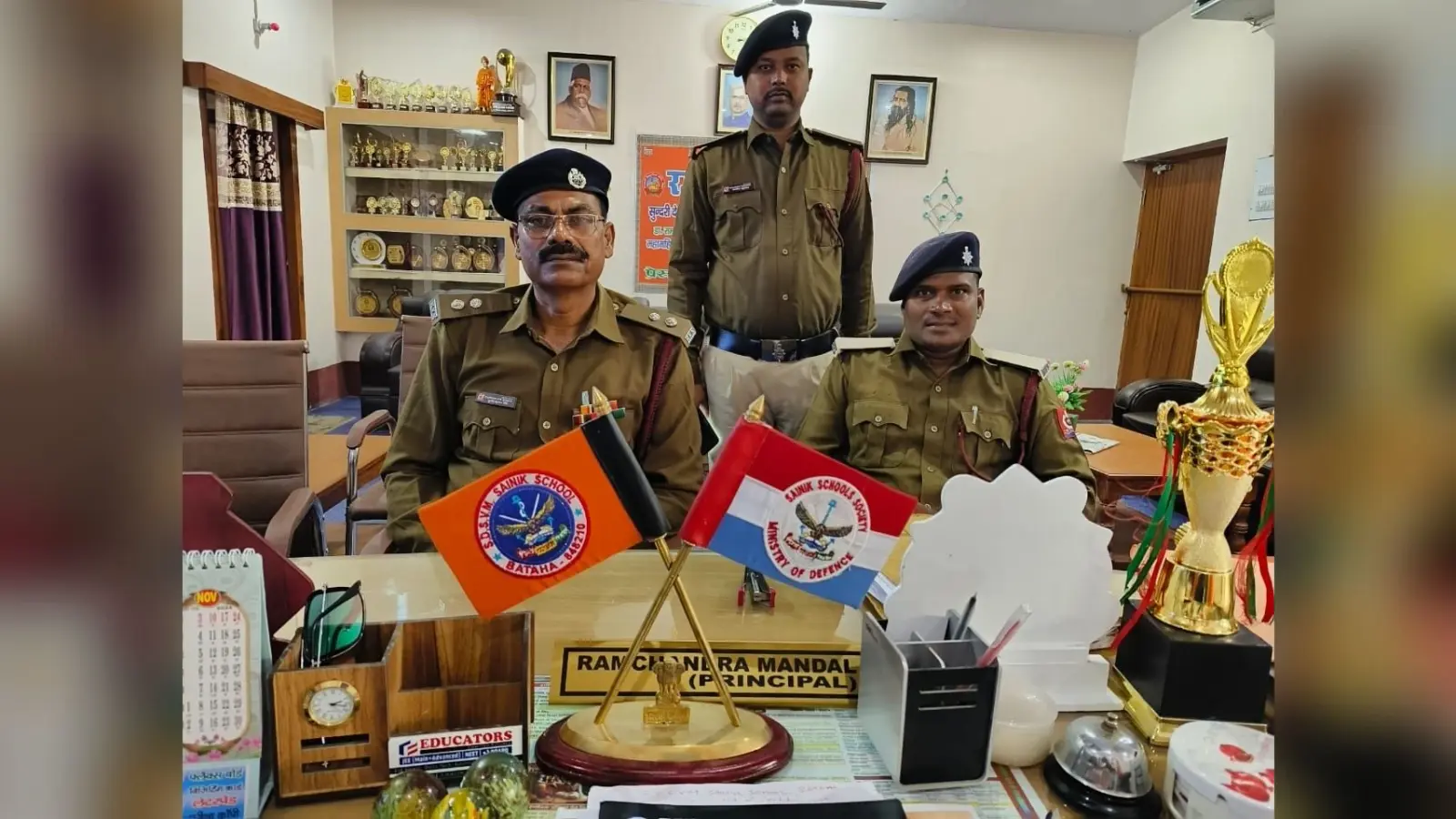सुंदरी देवी स्कूल बटहा के अग्निशमन व्यवस्था का किया निरीक्षण
