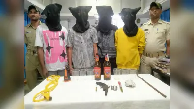 Rourkela News: डकैती की योजना बनाते चार गिरफ्तार, देसी कट्टा व हथियार बरामद