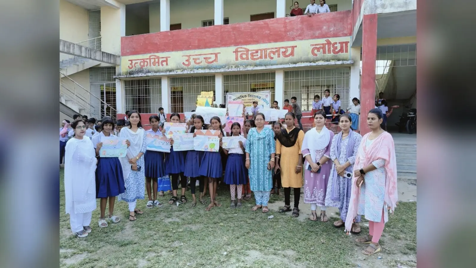 उत्क्रमित उवि लोधा में मनायी गयी बिरसा मुंडा की जयंती, कई प्रतियोगिता आयोजित