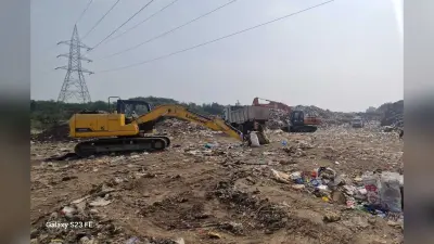 Jamshedpur News : डेड लाइन पार, एजेंसी नहीं हटा सकी सोनारी मरीन ड्राइव से कचरा
