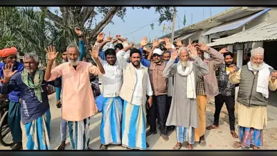 टूटने लगी एक सप्ताह पहले बनी सड़क, ग्रामीणों ने बताया आक्रोश