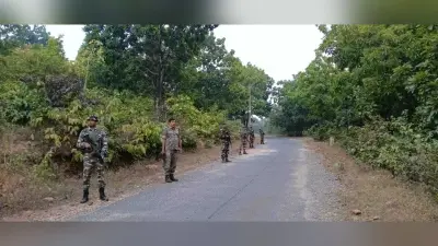 Giridih News :देवरी में शांतिपूर्ण मतदान को ले सुरक्षा व्यवस्था की पुख्ता व्यवस्था