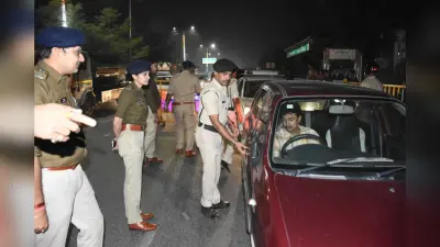 Patna News : वाहन चेकिंग में कार से 19 लाख रुपये बरामद, व्यक्ति से पूछताछ