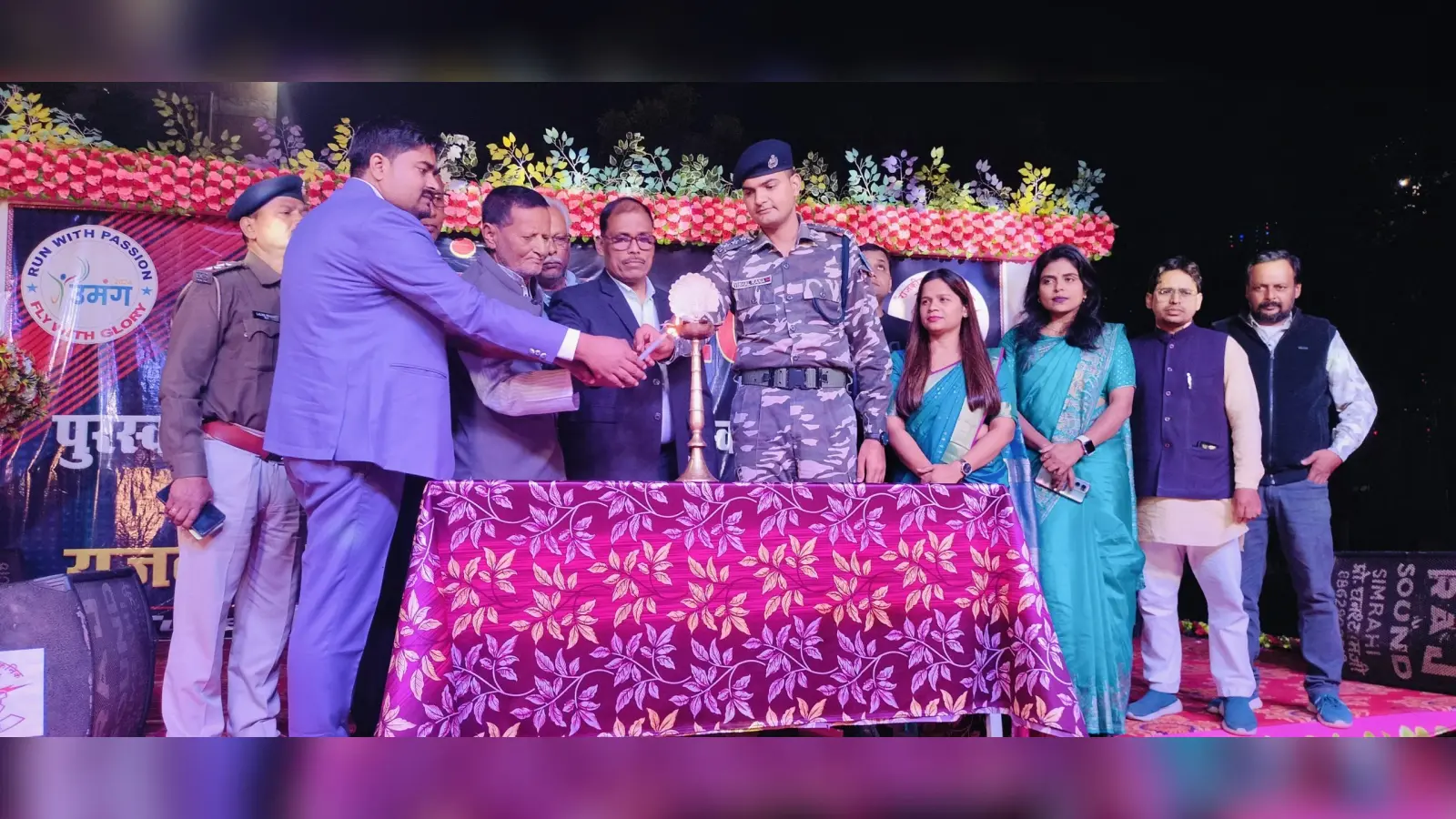 युवा हैं देश का भविष्य, बच्चों के स्वर्णिम विकास को ले सरकार चला रही कई योजनाएं : कमांडेंट
