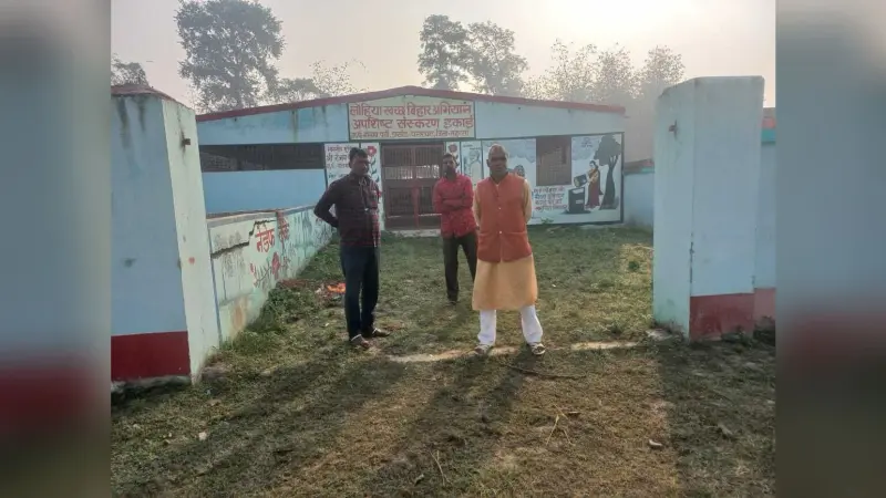 कचरा अवशिष्ट प्रबंधन इकाई के मुख्य गेट के ग्रिल की चोरी