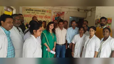 डीसीएलआर गोगरी ने पीएचसी का औचक निरीक्षण, चिकित्सक व स्वास्थ्यकर्मी को दिया दिशा निर्देश