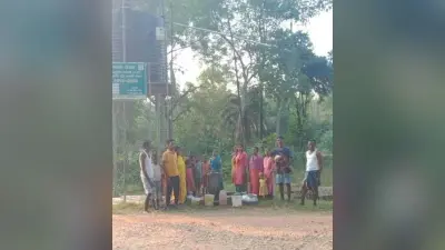 Ghatshila News : एक साल से जलमीनार खराब, कुआं का पानी पी रहे 60 परिवार