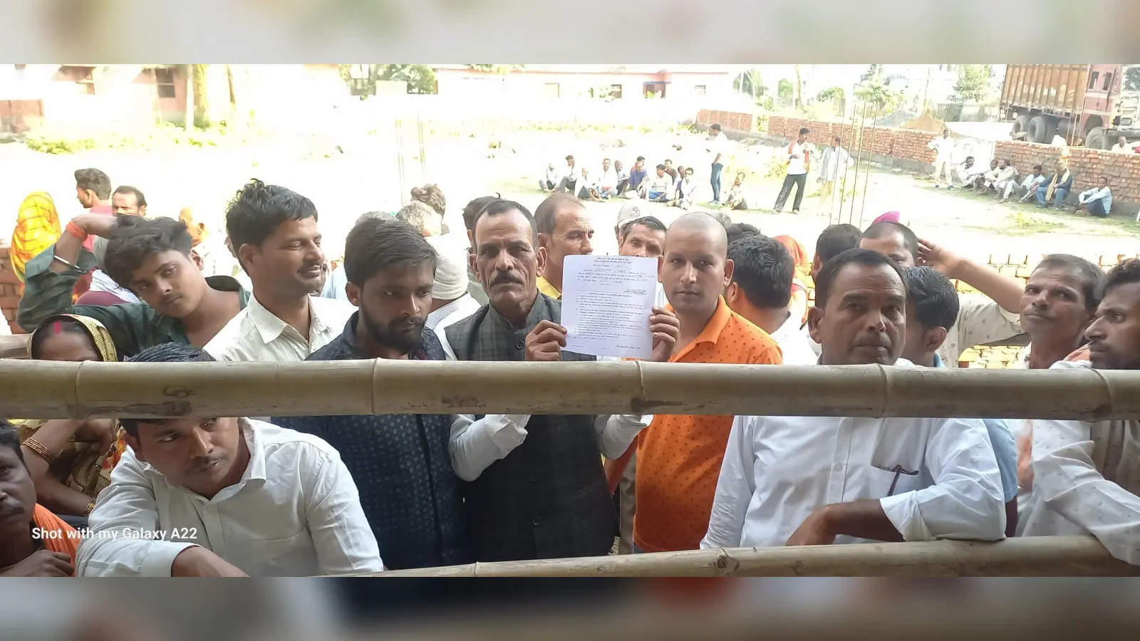 नामांकन के अंतिम दिन 205 अभ्यर्थियों ने भरा पर्चा