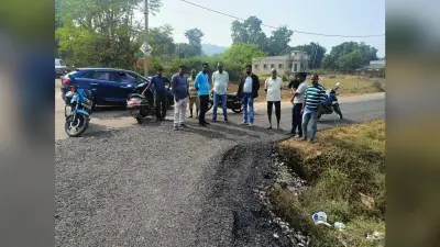 ग्रामीणों के विरोध के बाद सड़क मरम्मत में गुणवत्ता सुधारी