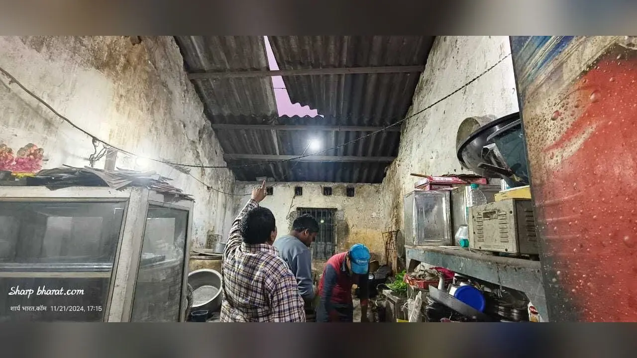 परसुडीह : होटल का छप्पर काट कर नकद की चोरी