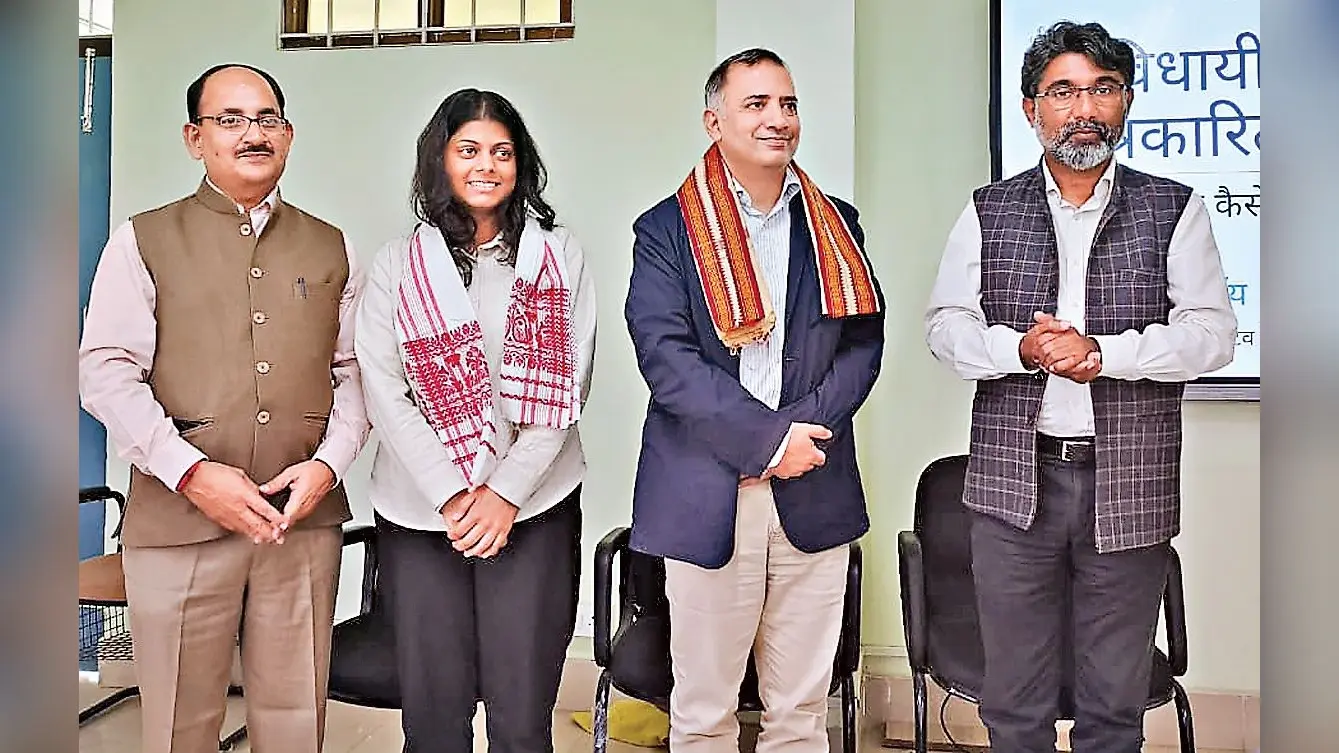 Education News : पत्रकारिता के विद्यार्थी रूबरू हुए संसदीय रिपोर्टिंग के गुर से