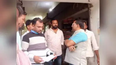 स्मार्ट मीटर लगाने के लिए अधीक्षण अभियंता ने किया जागरूक