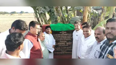 सांसद ने सड़क व पुल निर्माण कार्य का किया शुभारंभ