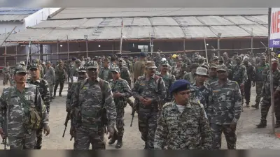 Bokaro News: वज्रगृह के अंदर किसी भी अवांछित व्यक्ति को ना करने दें प्रवेश :एसपी