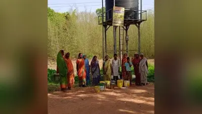 Ghatshila news : बरसोल के भादुआ में जलमीनार एक साल से खराब, जल संकट