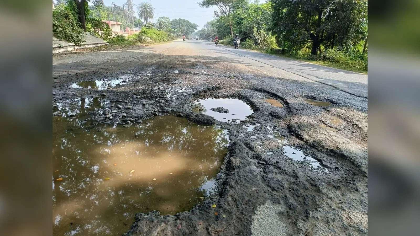 Rourkela News: बंडामुंडा-राउरकेला मुख्य मार्ग जर्जर, आये दिन हो रहीं दुर्घटनाएं